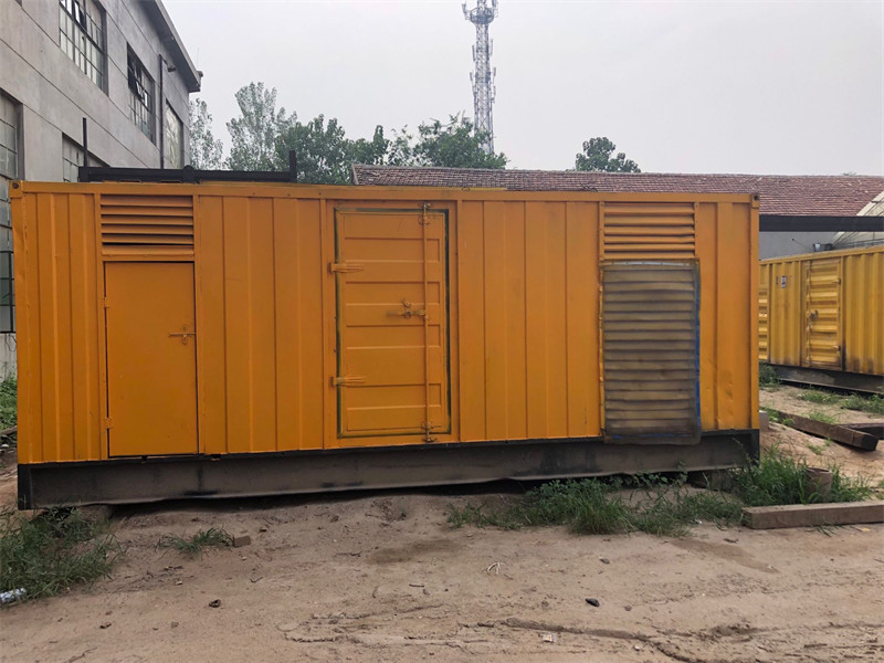 宁德发电机出租进行负载测试时，电瓶电量不足的具体判断标准是什么？